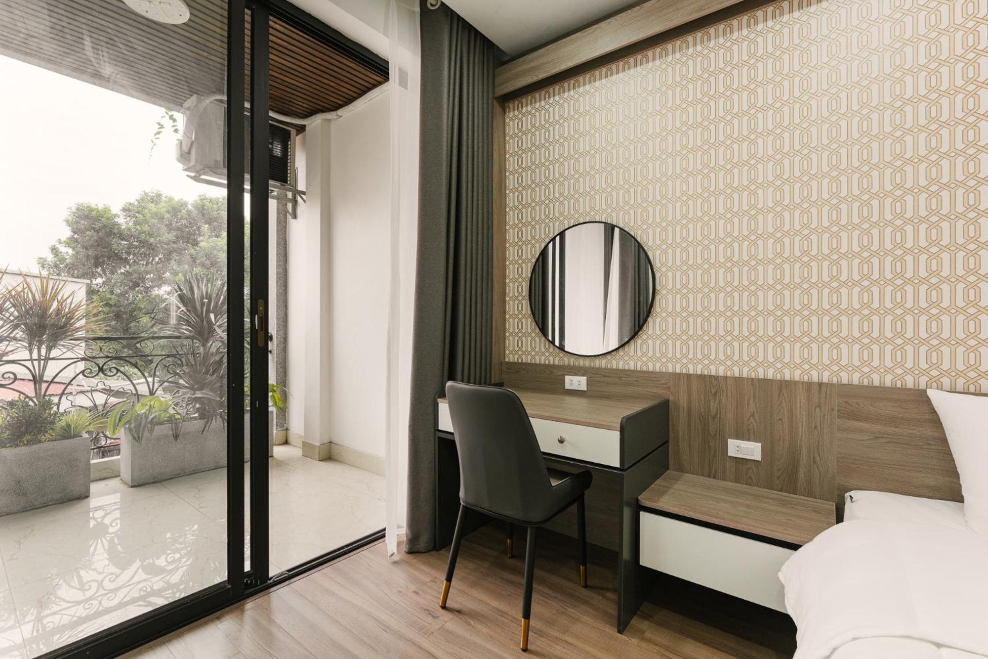 Delapong Hotel And Apartment Ha Noi Hanoi Luaran gambar